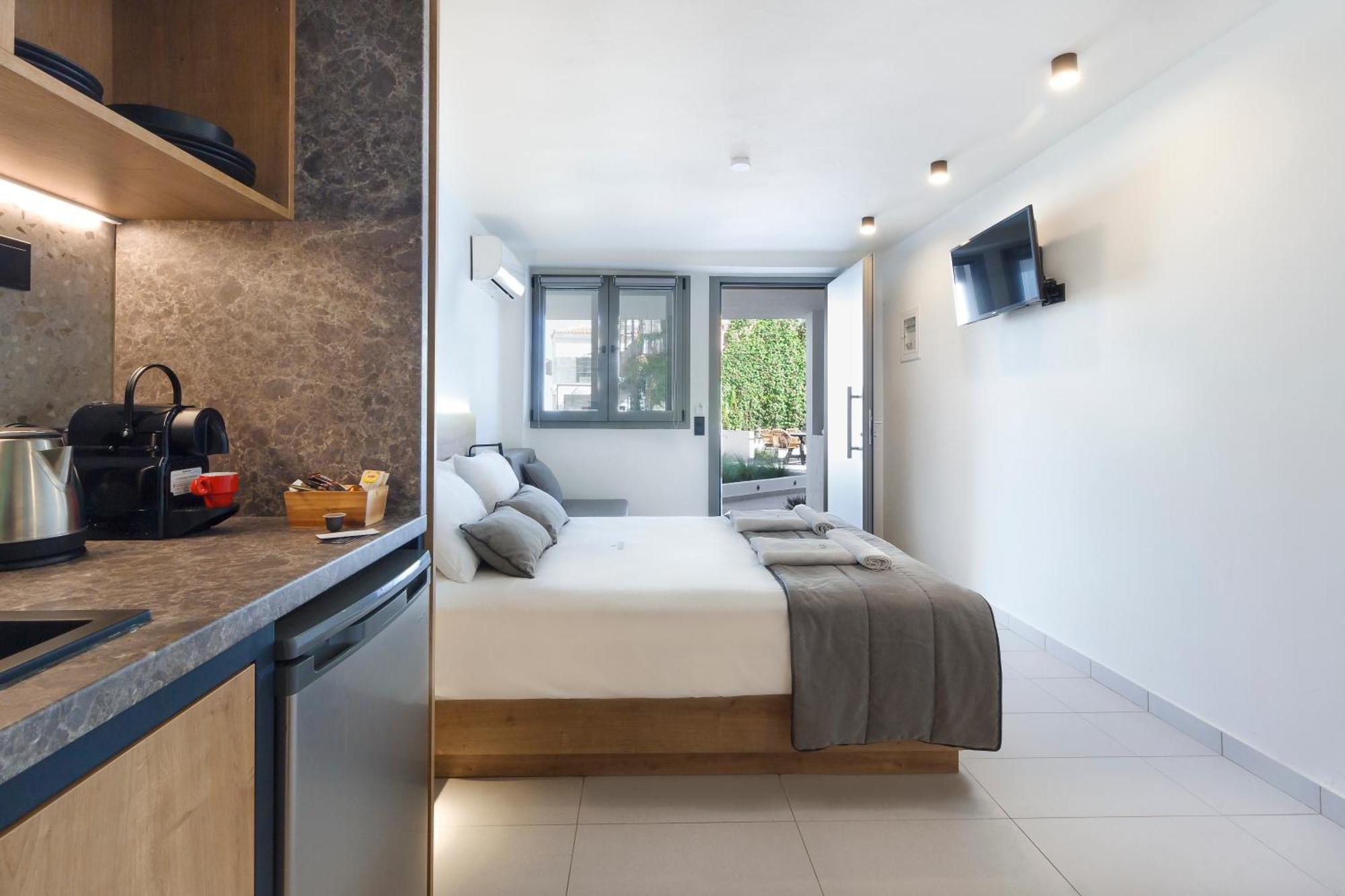 Araliki Suites Polýkhrono Eksteriør bilde