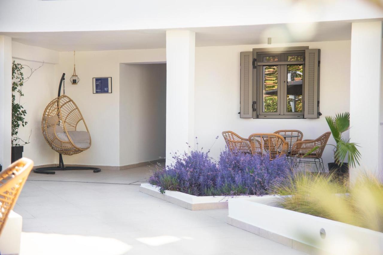 Araliki Suites Polýkhrono Rom bilde